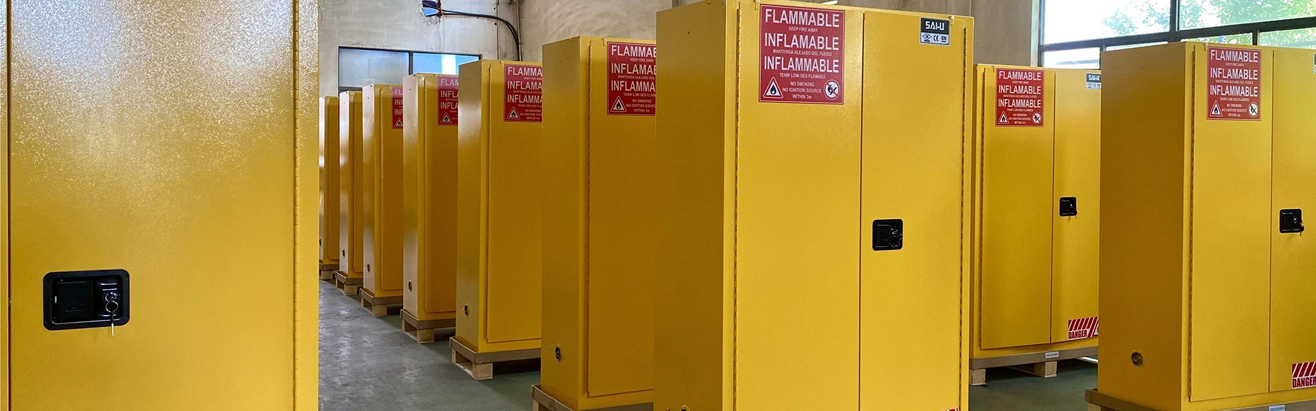 Gabinete de seguridad de metal